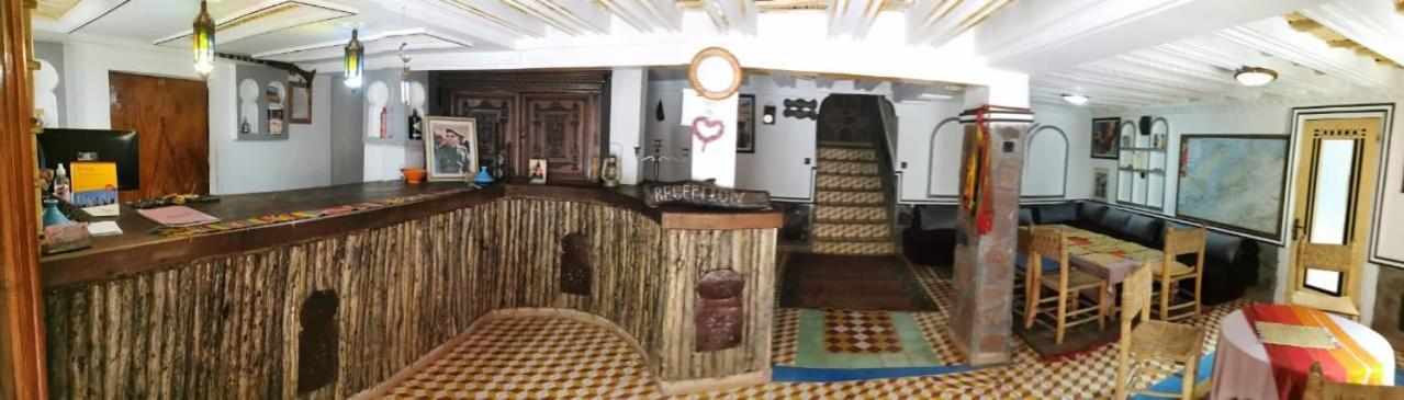 Auberge Des Peupliers Cafe Restaurant Akhendachou n'Ait Ouffi Exterior photo