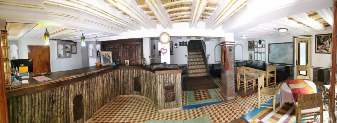 Auberge Des Peupliers Cafe Restaurant Akhendachou n'Ait Ouffi Exterior photo